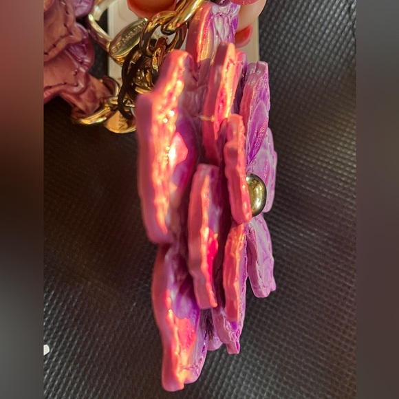 NWT Brahmin 3D Lilac Essence Flower Duo Purse Charm - Picture 6 of 10